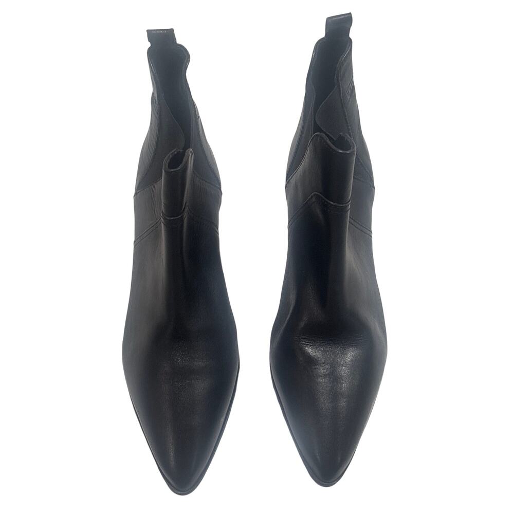 Women’s 8.5 Esprit Boots